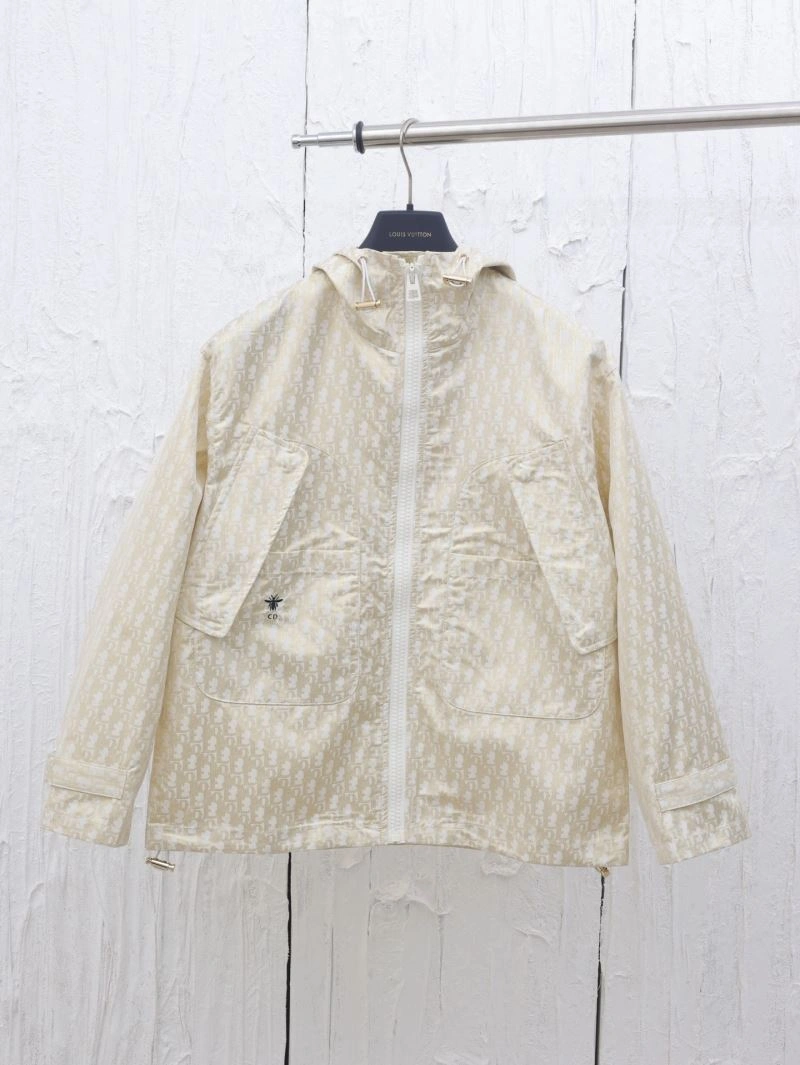 Durable Christian Dior Outwear 117517
