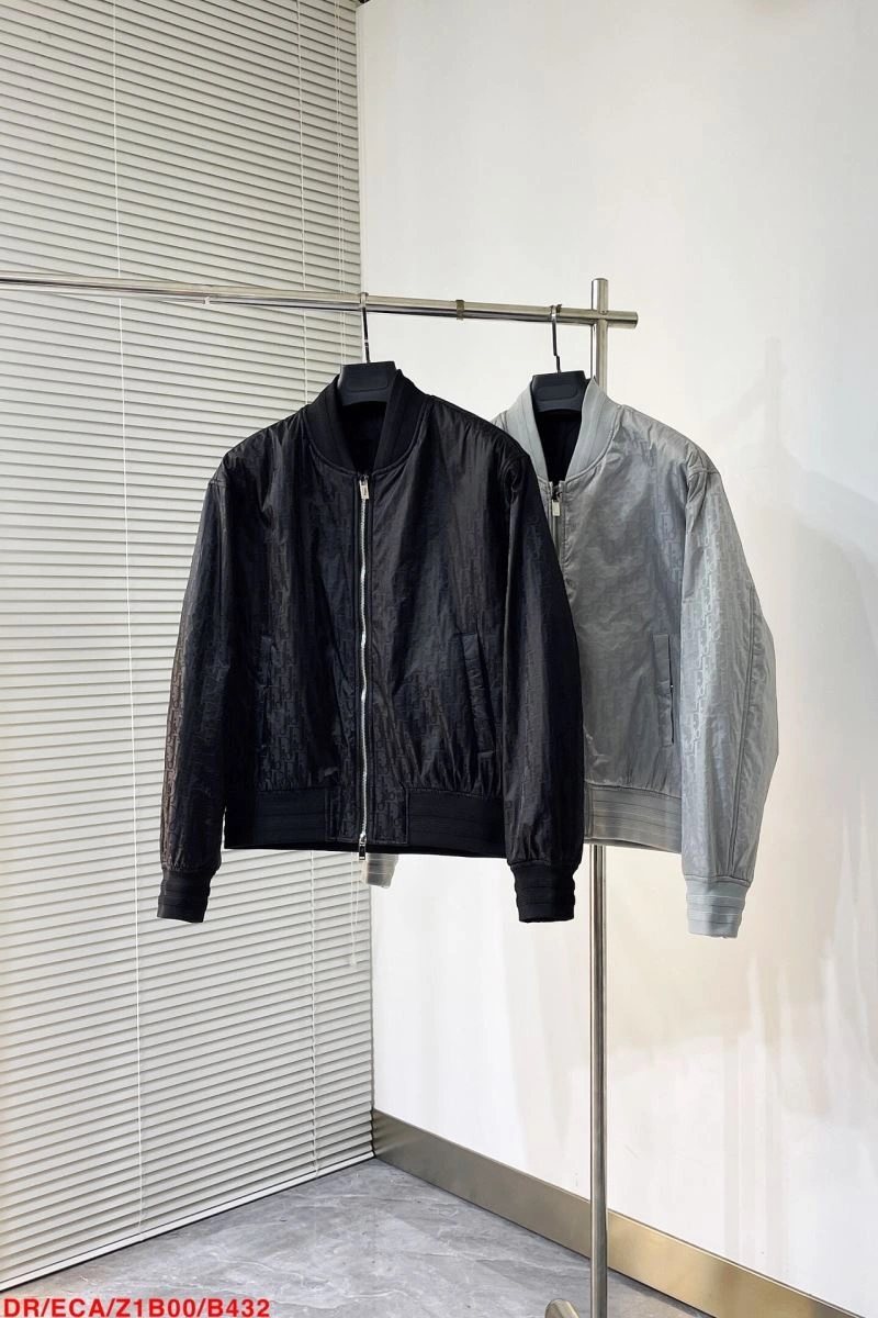 Sophisticated Christian Dior Outwear 117805