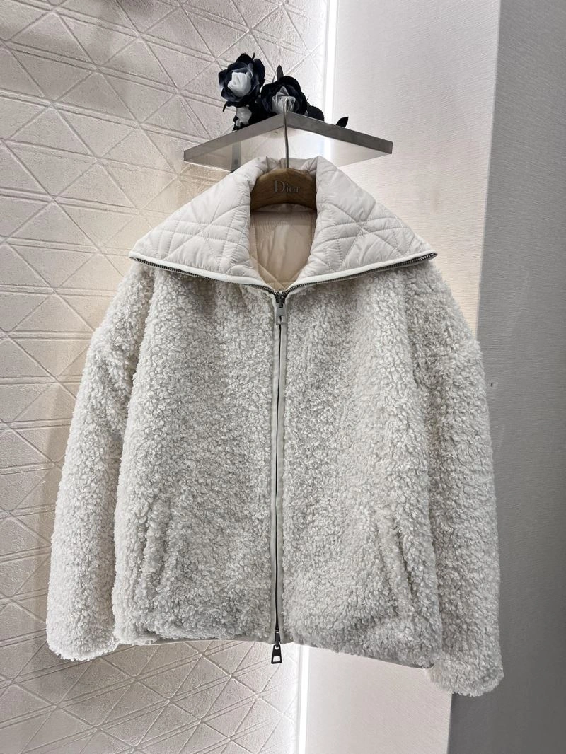 TravelReady Christian Dior Outwear 117927