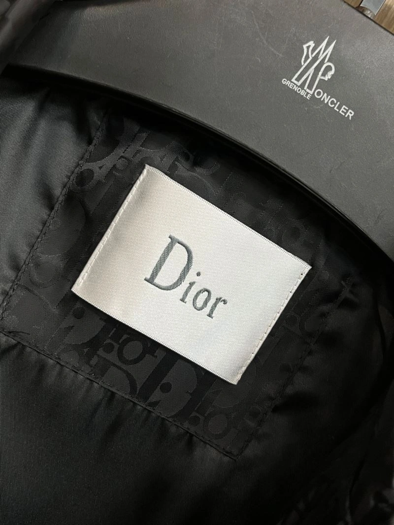 Christian Dior Outwear Vibrant 117200