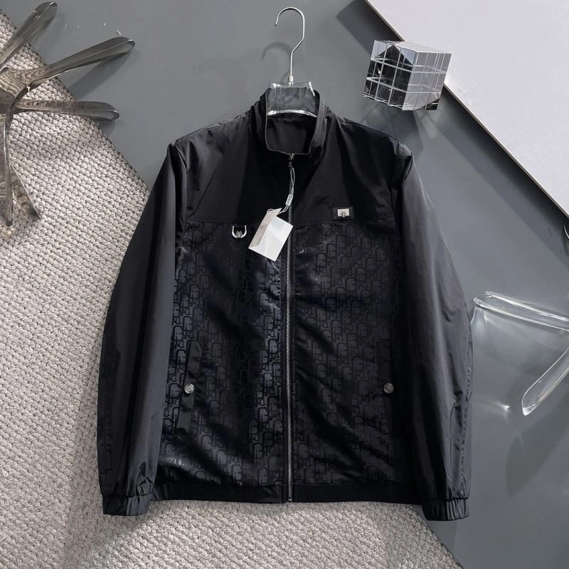 MultiPurpose Christian Dior Outwear 117189