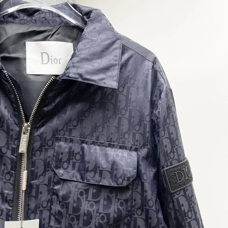 Resilient Christian Dior Outwear 117154