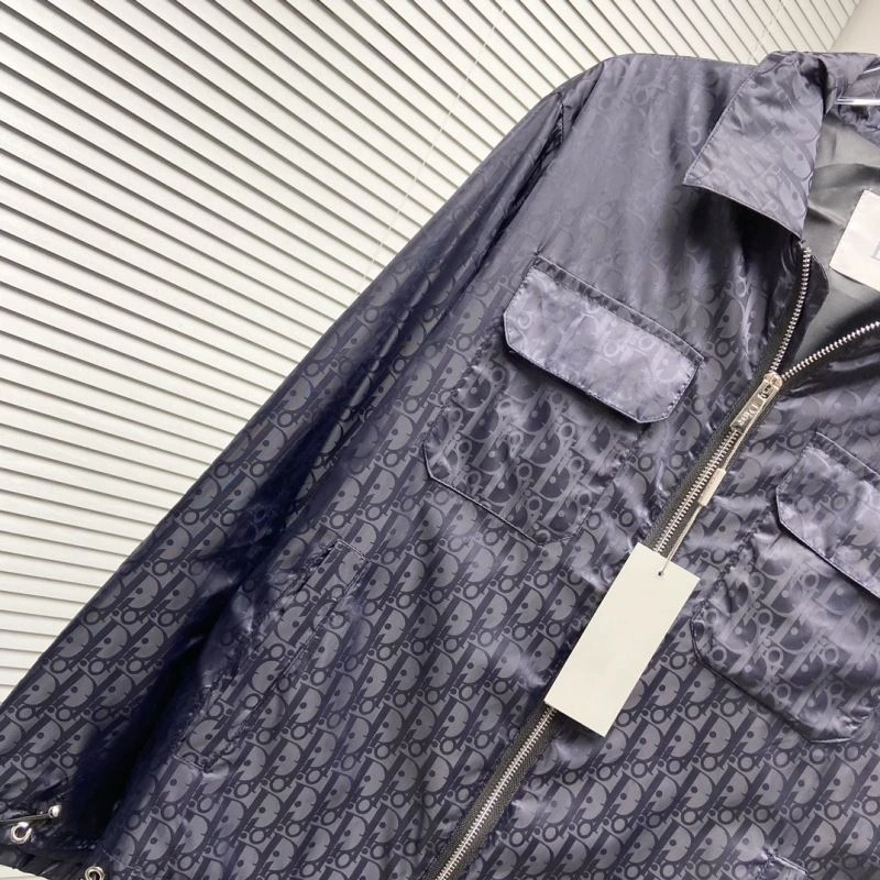 Resilient Christian Dior Outwear 117154