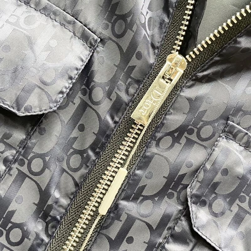 Resilient Christian Dior Outwear 117154