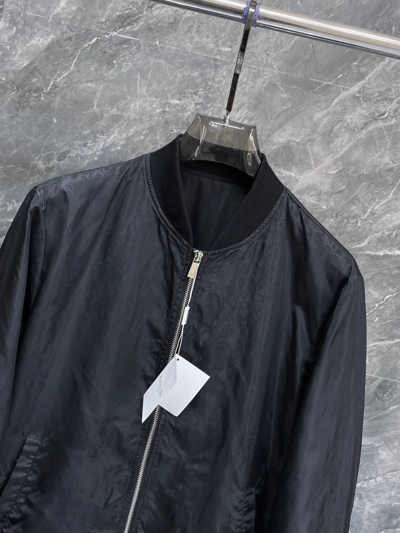 Flexible Christian Dior Outwear 117148
