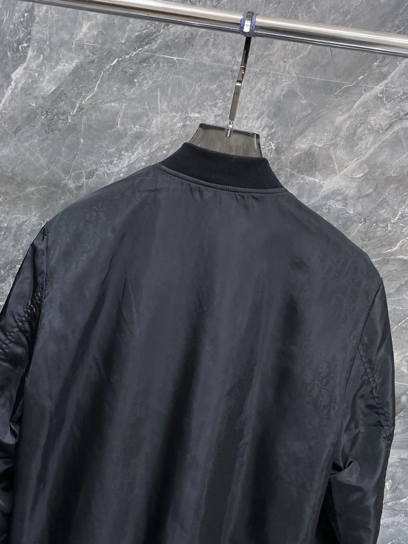 Flexible Christian Dior Outwear 117148