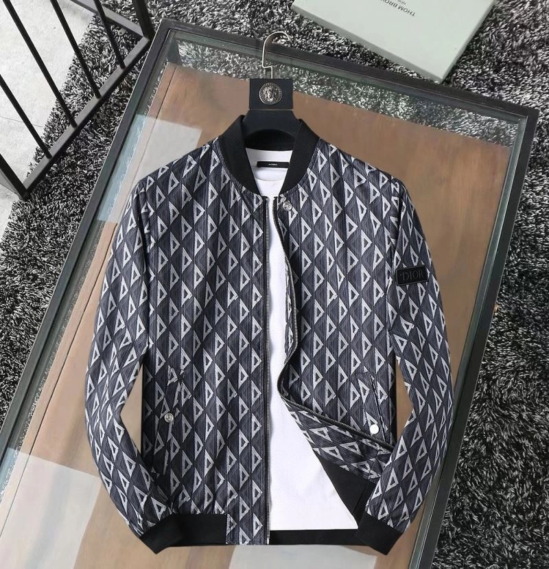 Practical Christian Dior Outwear 116882