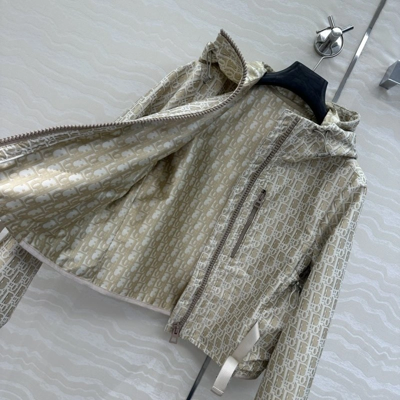 Stretchable Christian Dior Outwear 112965