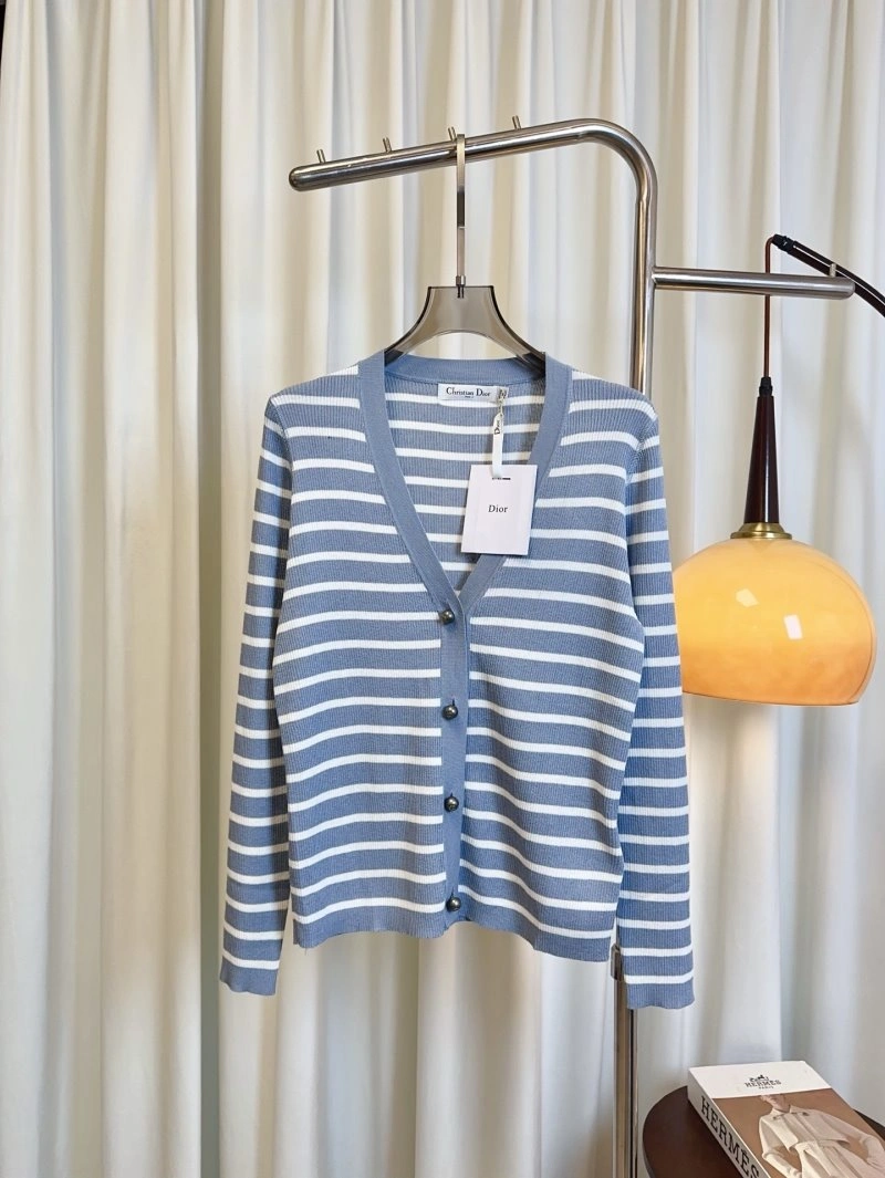 Snug Christian Dior Outwear 112914