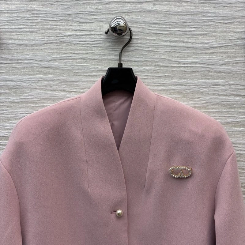 Popular Christian Dior Outwear 114396