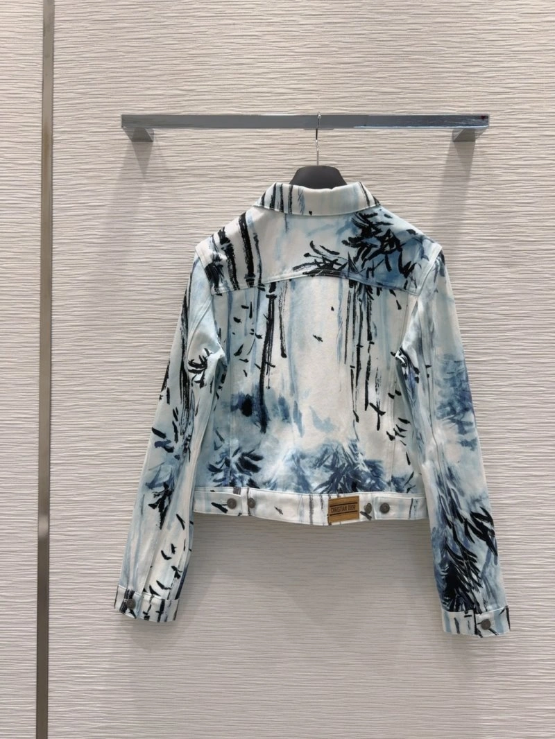 Reliable Christian Dior Outwear 114369