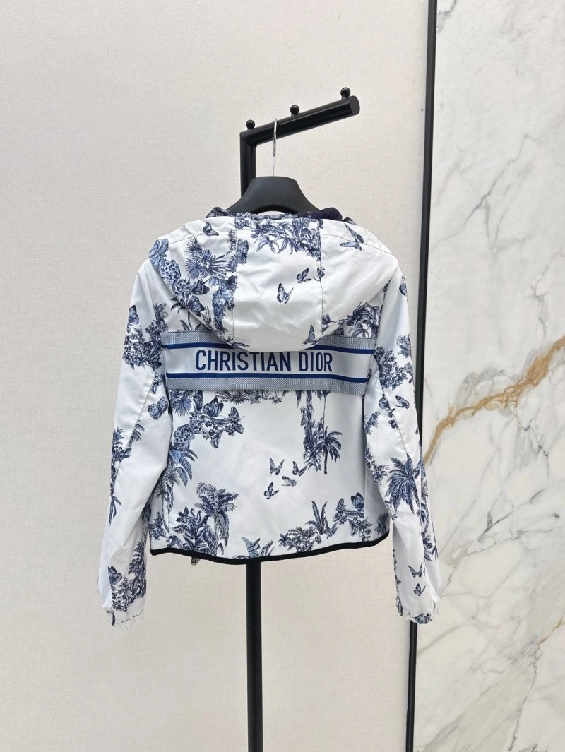 Sporty Christian Dior Outwear 112177