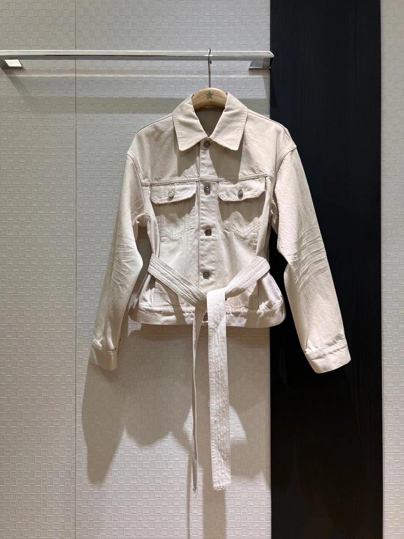 Durable Christian Dior Outwear 112161