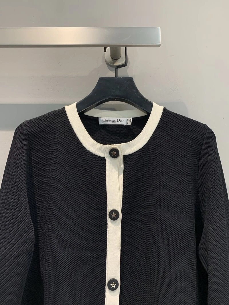 Cozy Christian Dior Outwear 112165