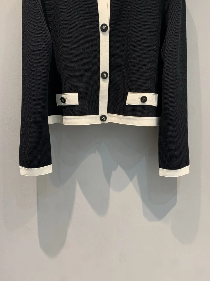 Cozy Christian Dior Outwear 112165