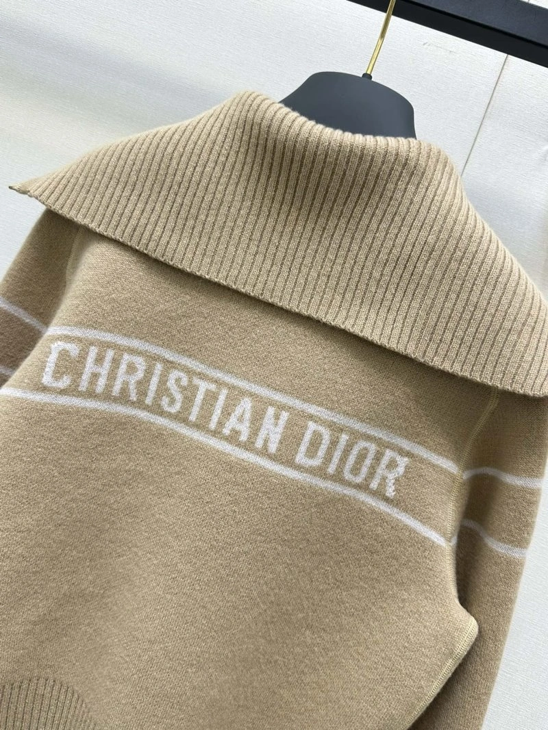 Sophisticated Christian Dior Outwear 112130