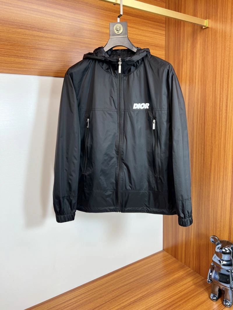 Practical Christian Dior Outwear 116583