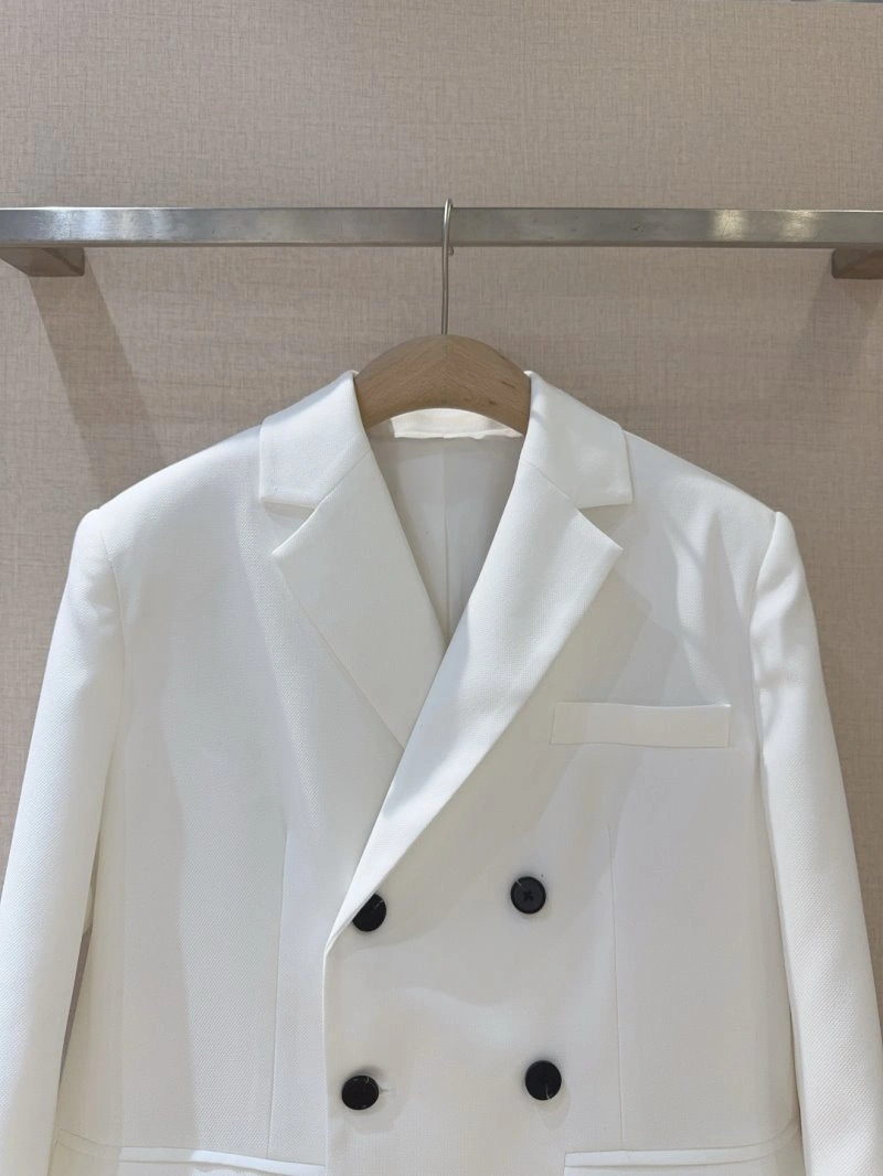 Trendsetting Christian Dior Outwear 113763