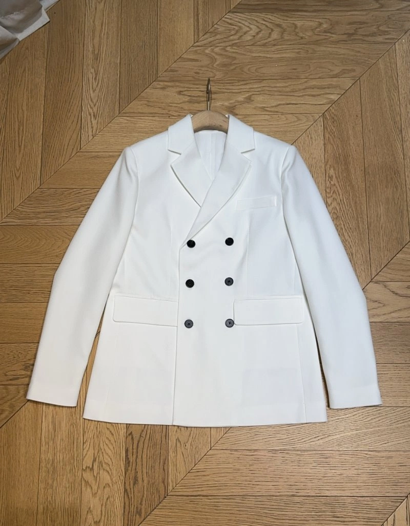 Trendsetting Christian Dior Outwear 113763