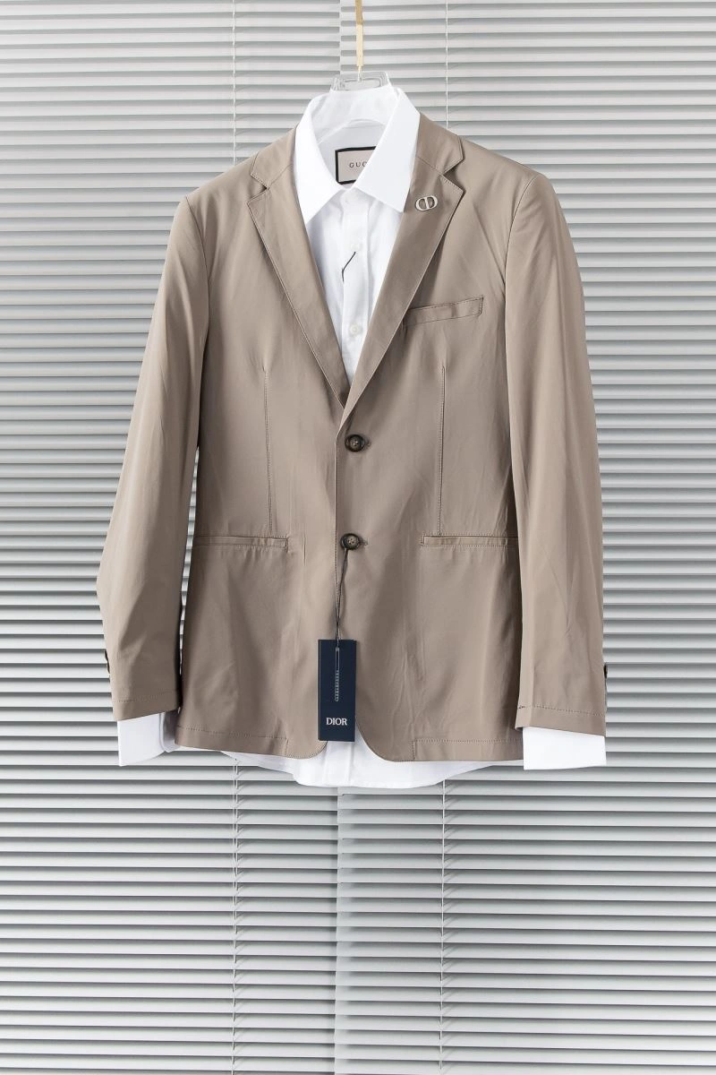Comfortable Christian Dior Outwear 115429