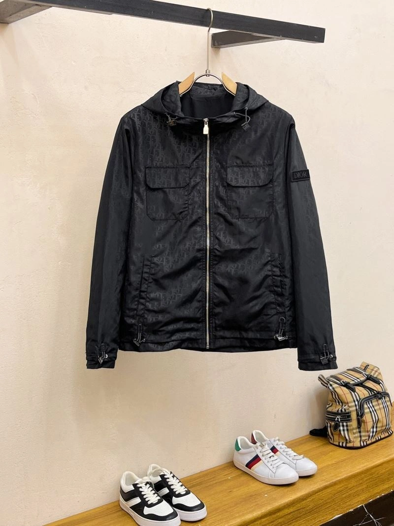 Unique Christian Dior Outwear 115379