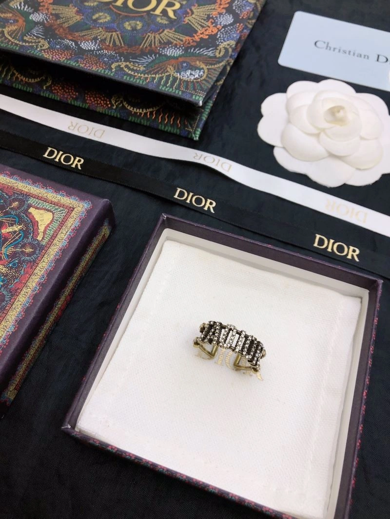 RelaxedFit Christian Dior Rings 235726