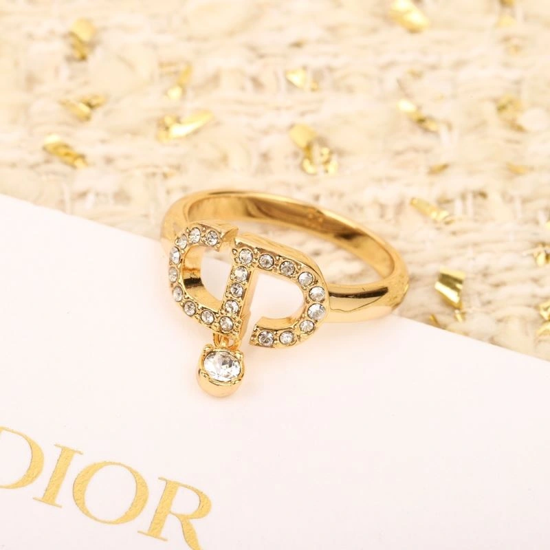 Sleek Christian Dior Rings 236069