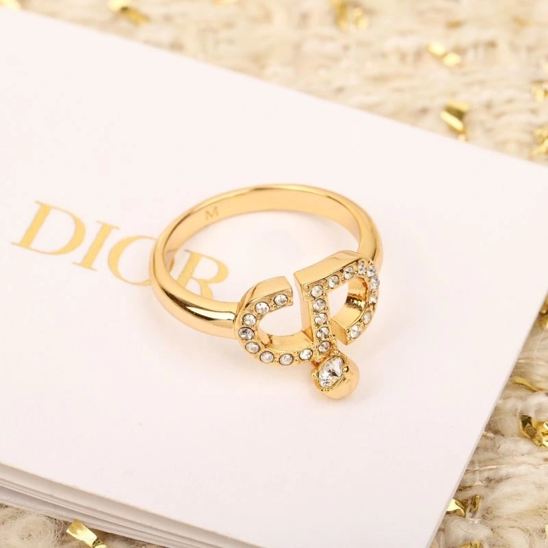 Sleek Christian Dior Rings 236069