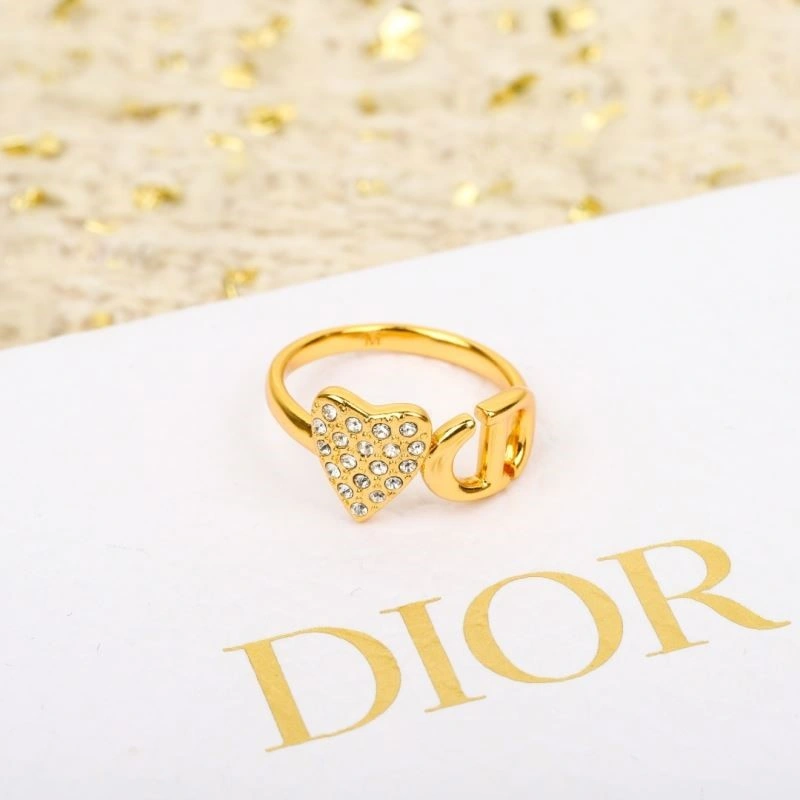 Sleek Christian Dior Rings 234037