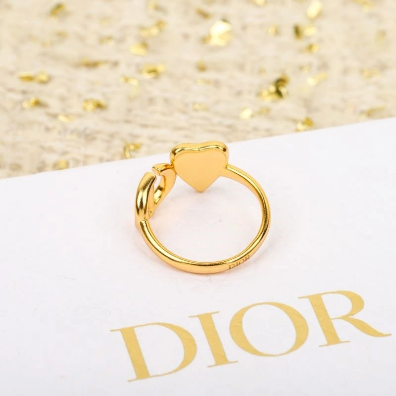 Sleek Christian Dior Rings 234037