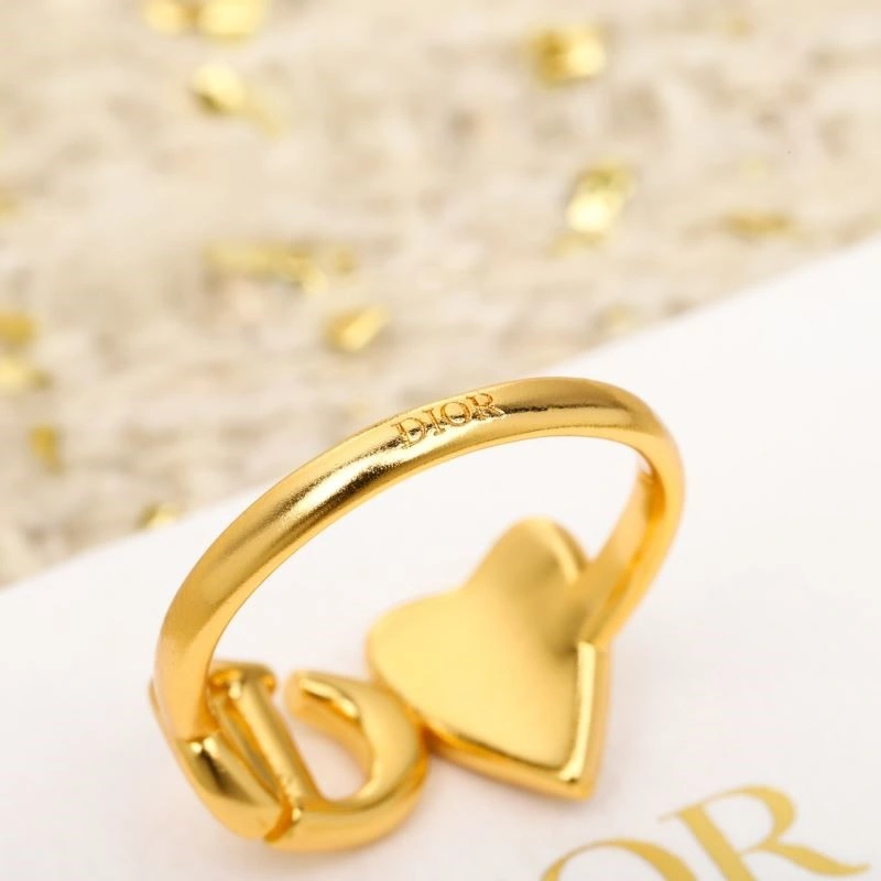 Sleek Christian Dior Rings 234037