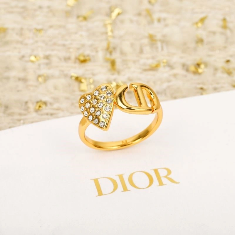 Sleek Christian Dior Rings 234037