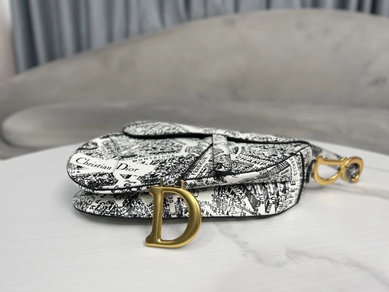 Trendsetting Christian Dior Saddle Bags 75691