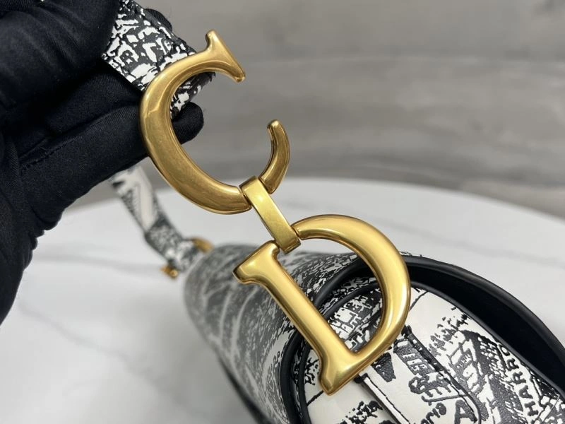 Trendsetting Christian Dior Saddle Bags 75691