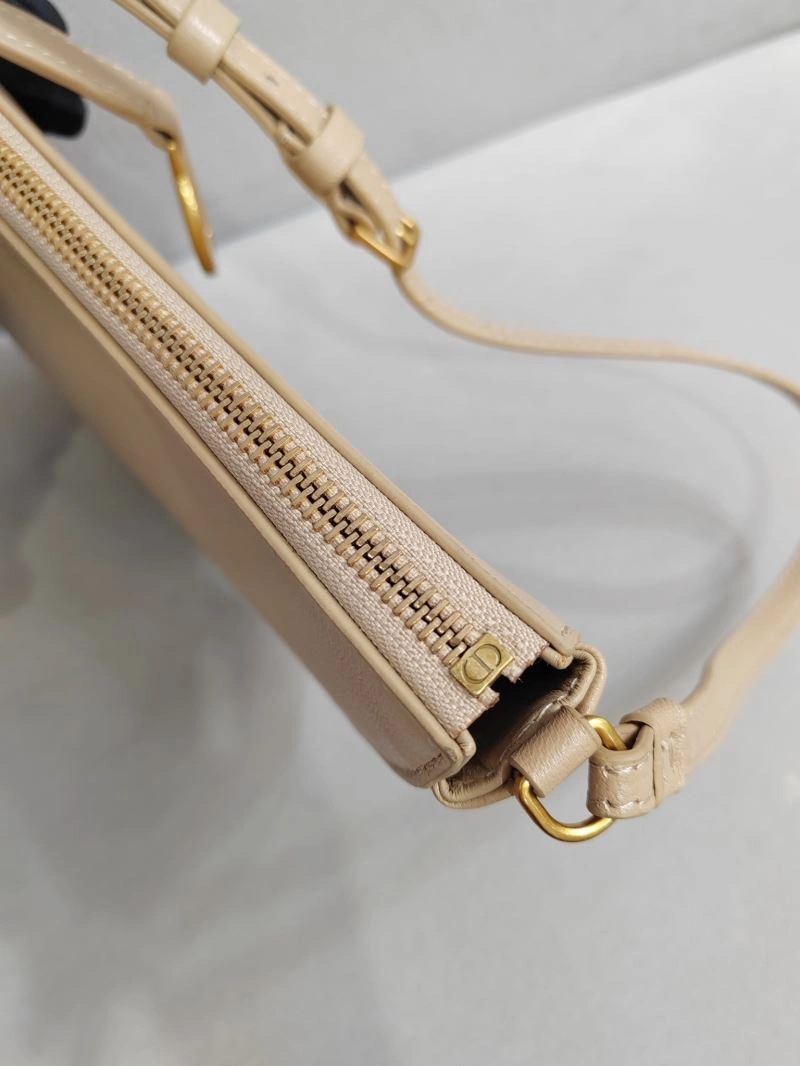 Refined Christian Dior Saddle Bags 73920