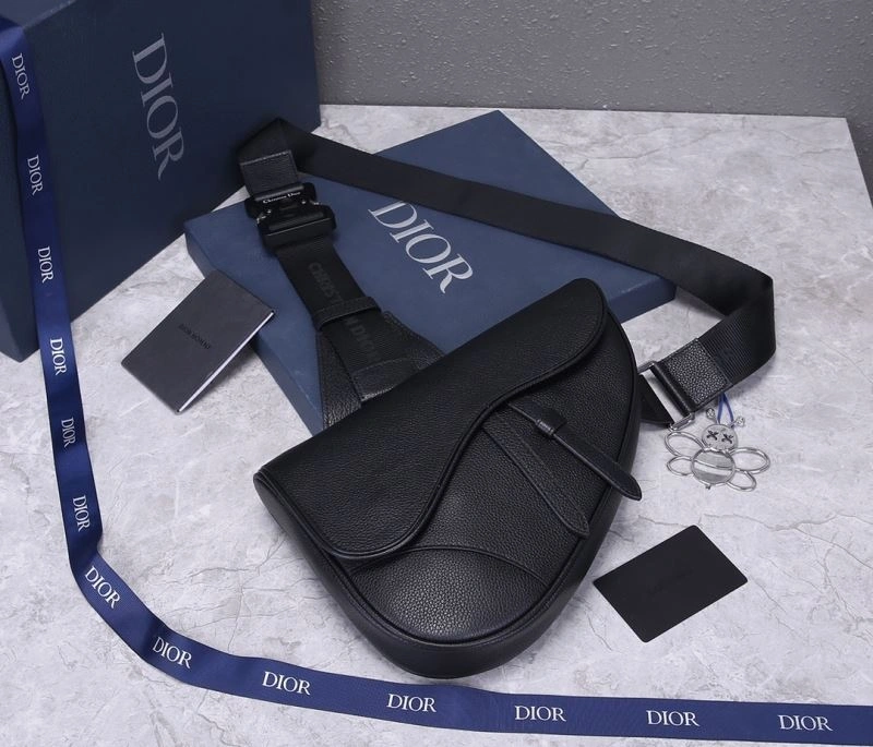 Elegant Christian Dior Saddle Bags 70533