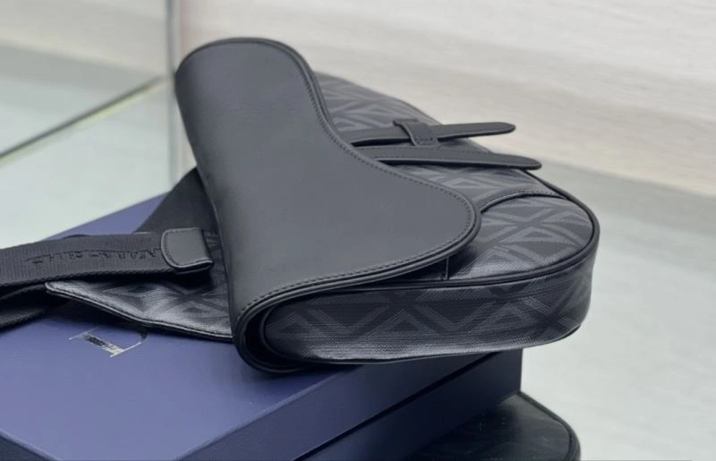 Timeless Christian Dior Saddle Bags 74217