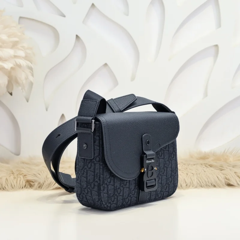 Christian Dior Saddle Bags Modern 37704