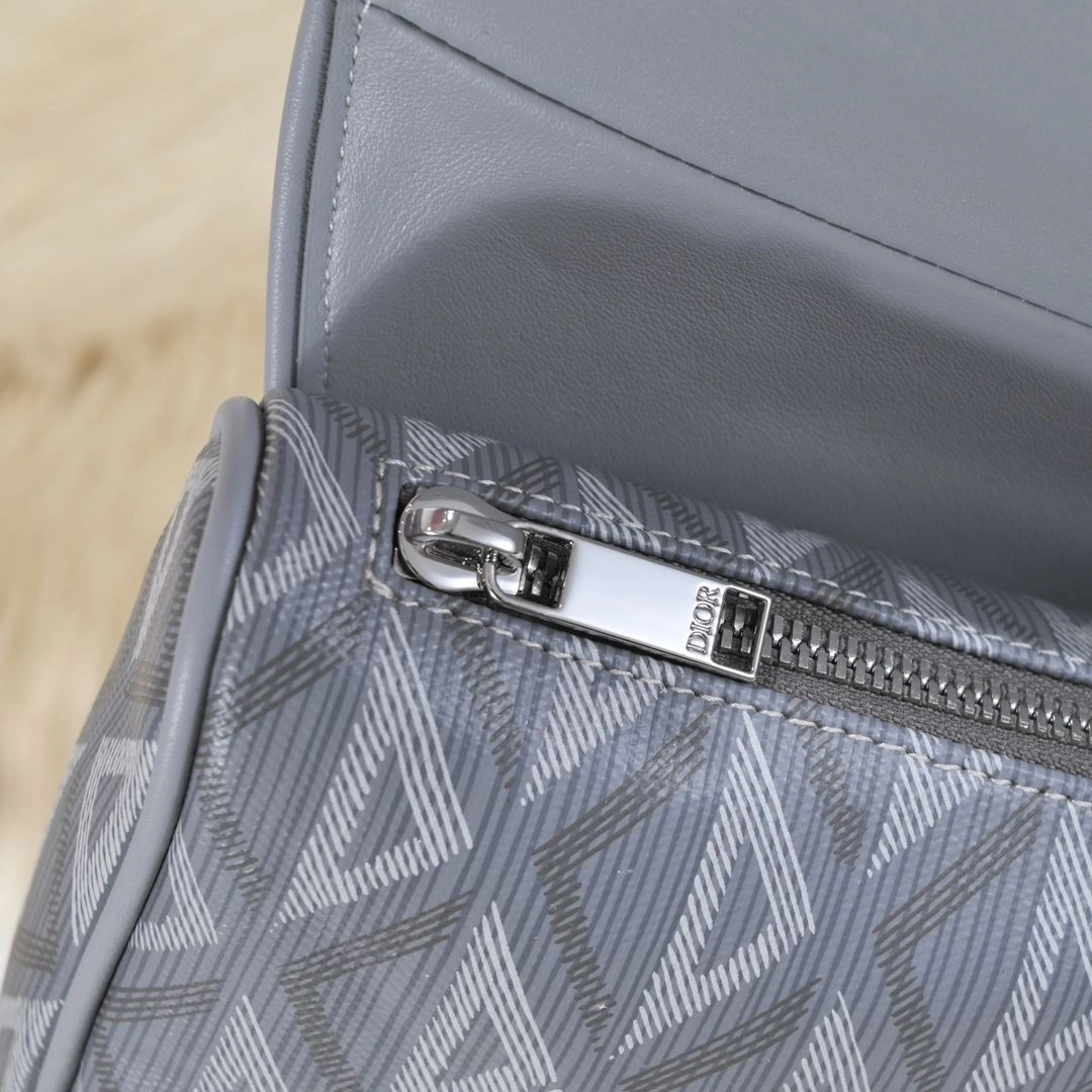 WaterResistant Christian Dior Saddle bags 91190