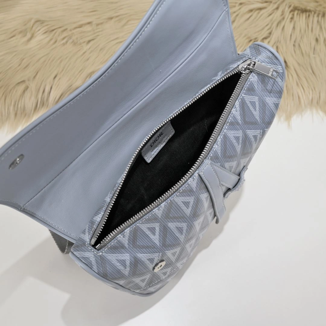 WaterResistant Christian Dior Saddle bags 91190