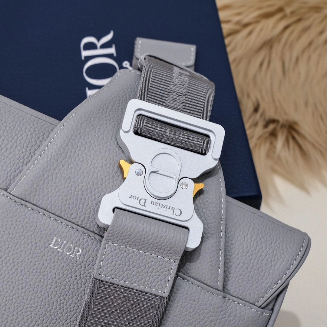UrbanChic Christian Dior Saddle bags 91180