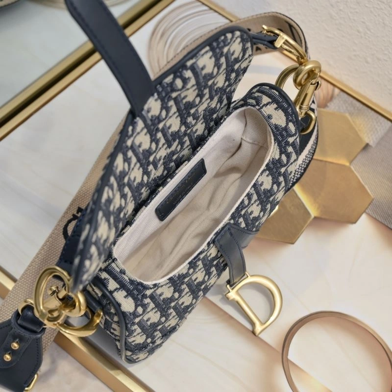 Minimalist Christian Dior Saddle bags 87834