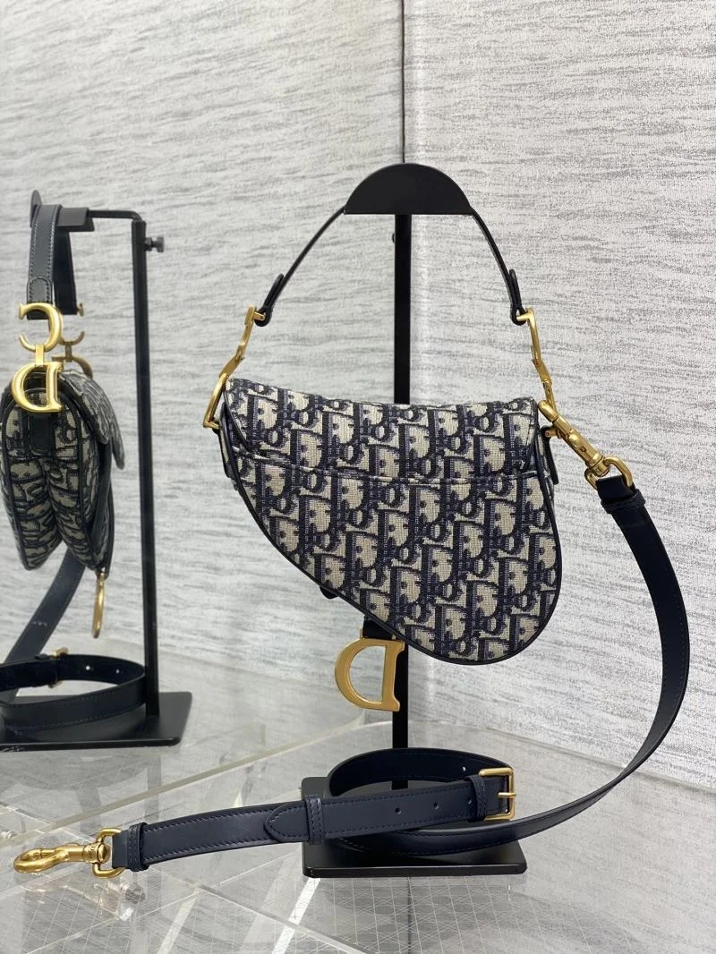Supportive Christian Dior Saddle bags 47243