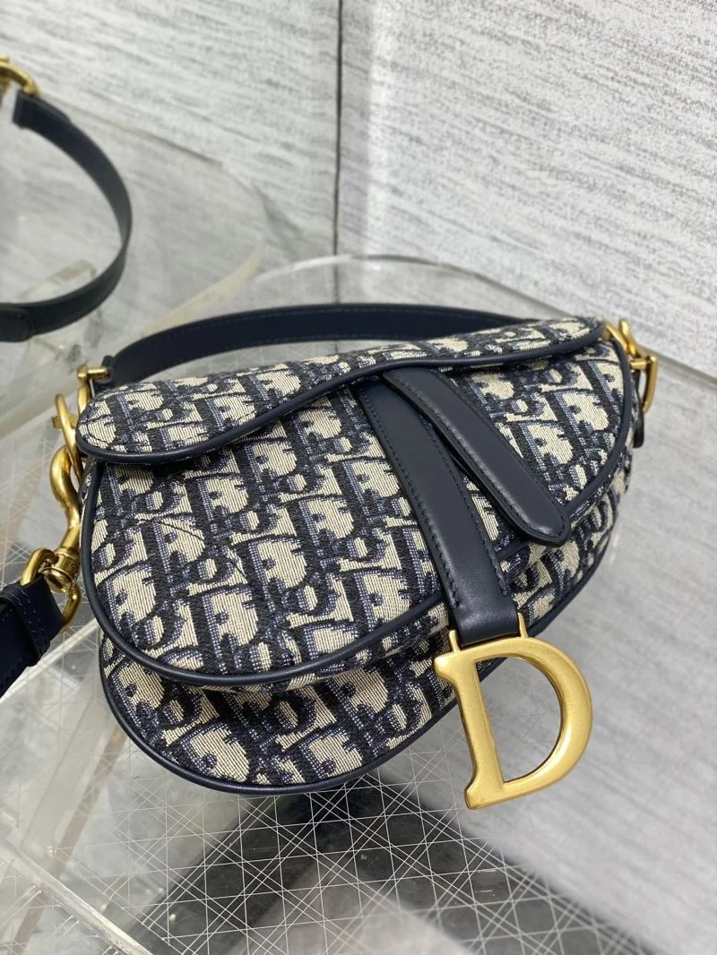 Supportive Christian Dior Saddle bags 47243