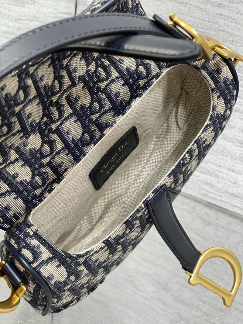 Supportive Christian Dior Saddle bags 47243