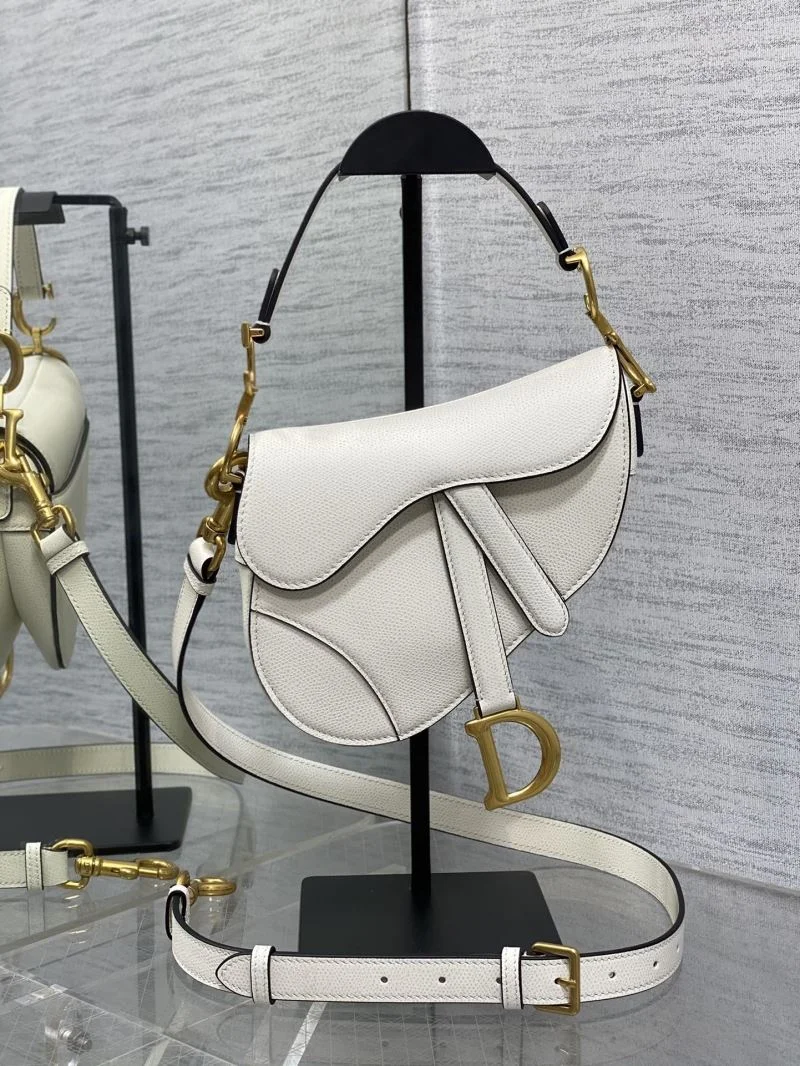 Bold Christian Dior Saddle bags 47235