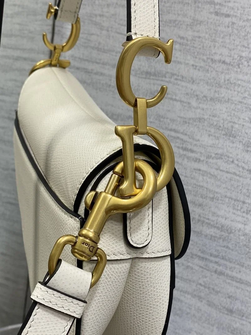 Bold Christian Dior Saddle bags 47235