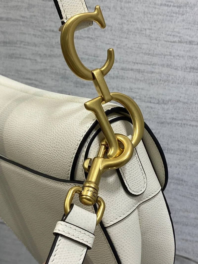 Timeless Christian Dior Saddle bags 47233