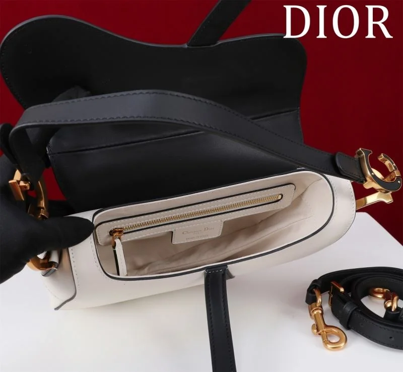 Seasonal Christian Dior Saddle bags 47254