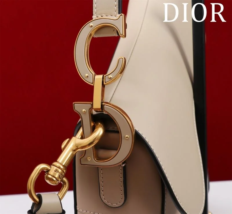 Christian Dior Saddle bags OnTrend 47227